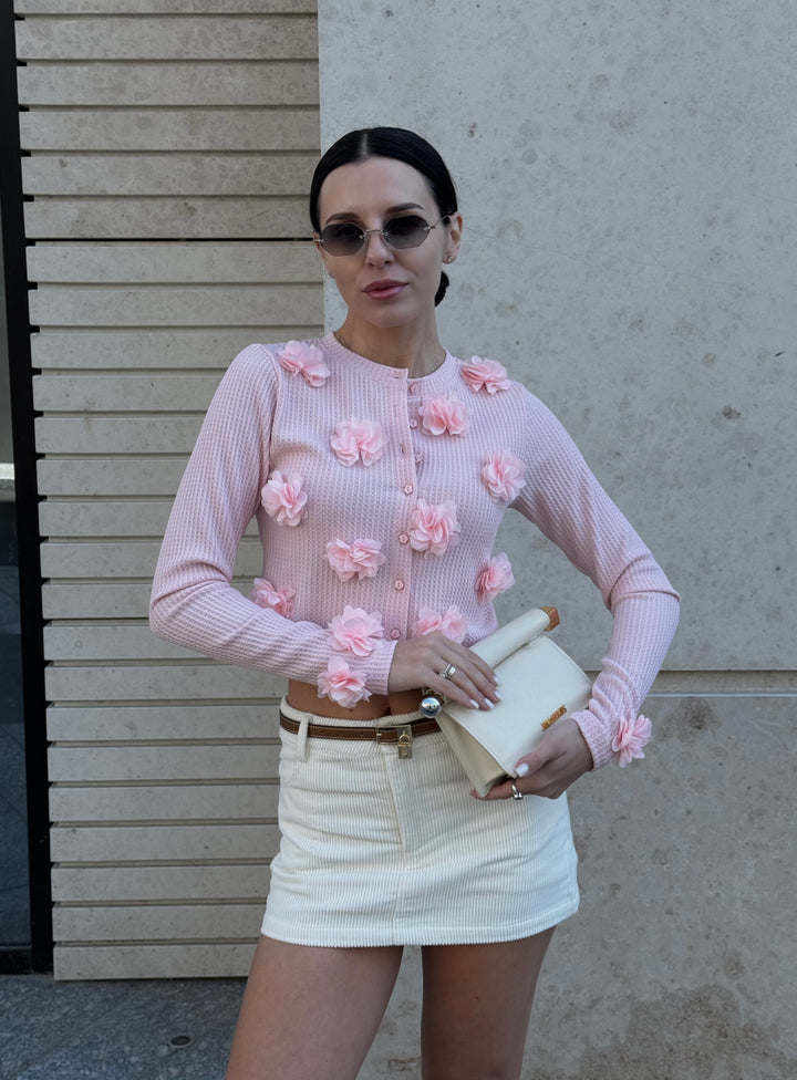 Cropped cardigan with flowers
