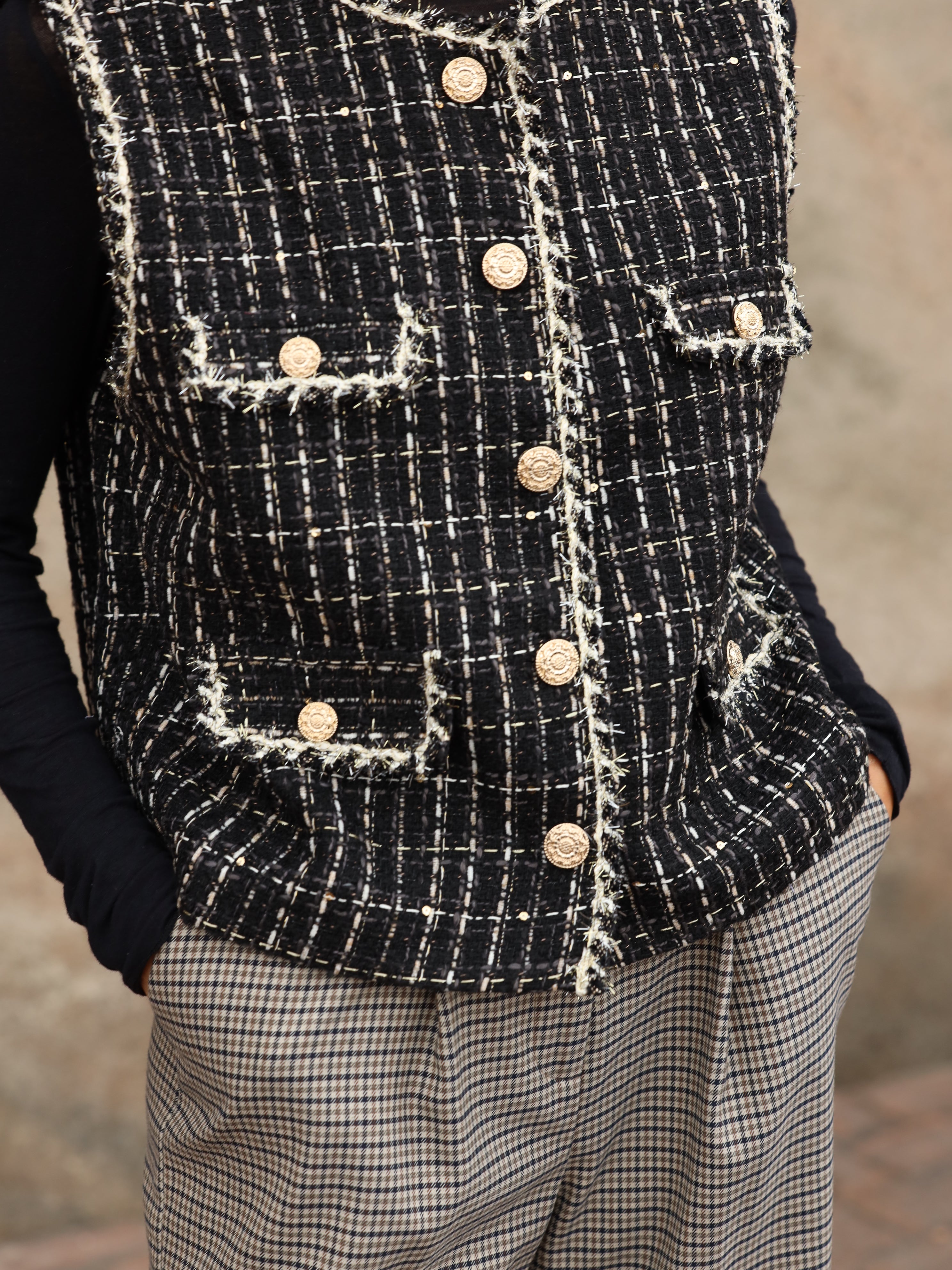Black and White Tweed Vest – micromini